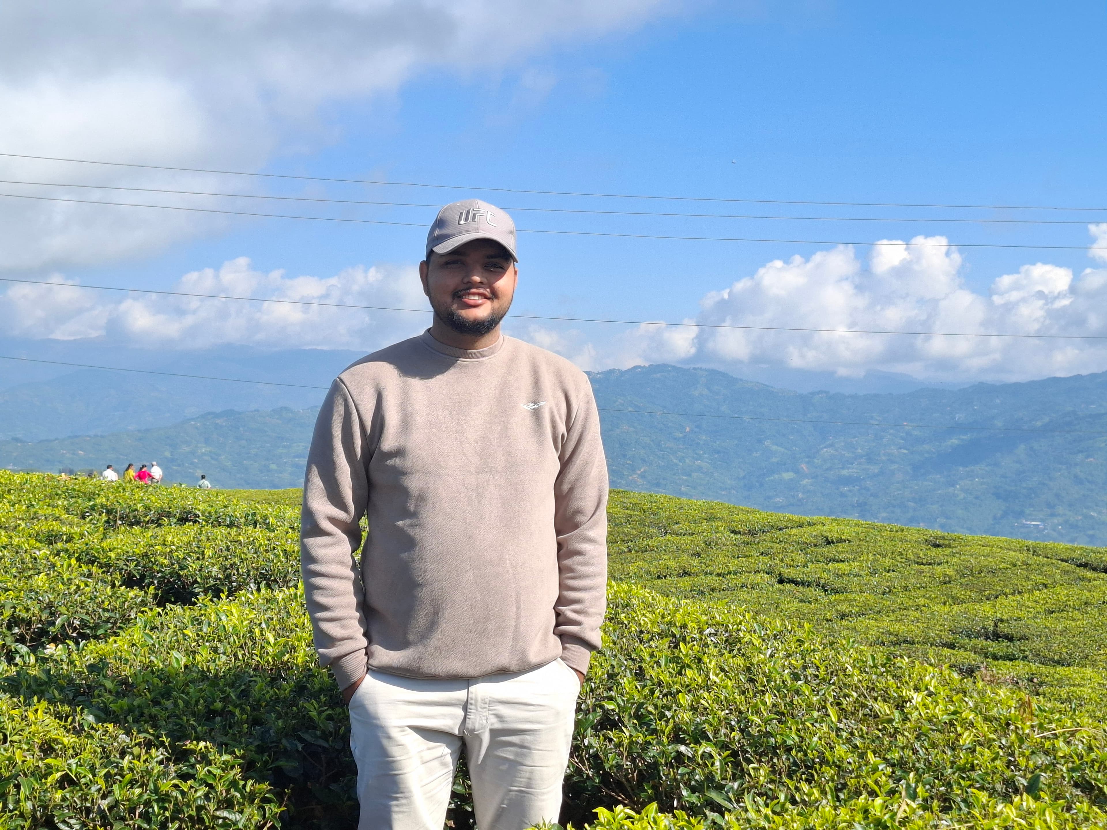 Green Panorama Tea Leaf Trail gallery 1